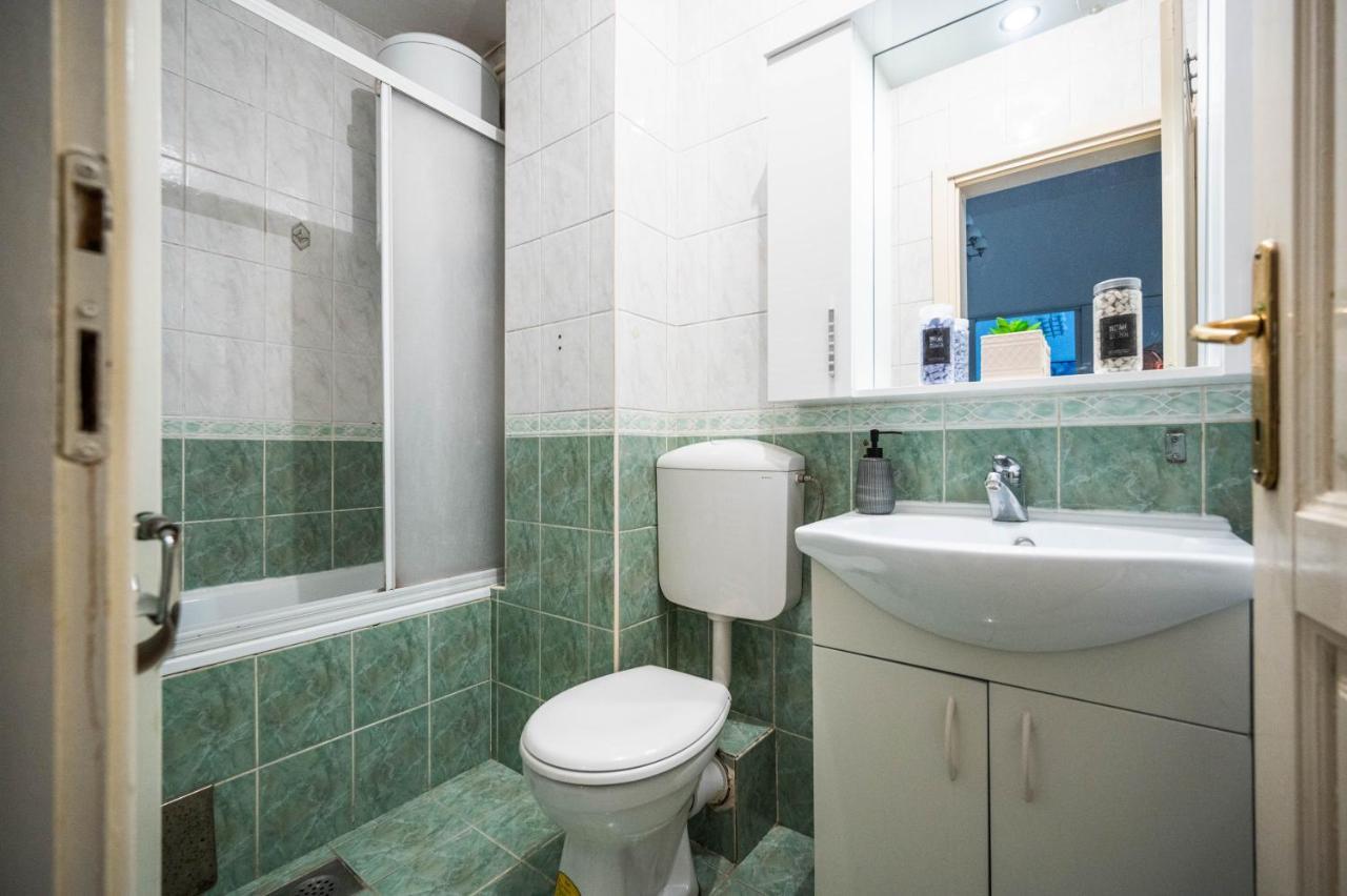 Bright And Modern 1Bdr Apartment In The Center 塞拉耶佛 外观 照片